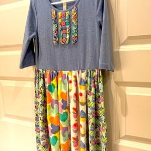 Matilda Jane girls size 8 spring dress, worn once. Excellent condition.